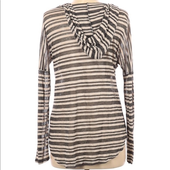 Sheer pullover - Picture 2 of 3